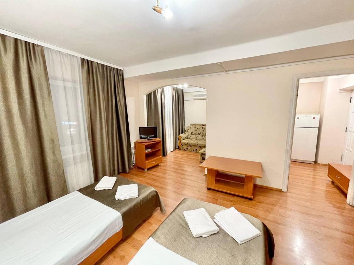 Hotel 7F Kiev Eksteriør bilde