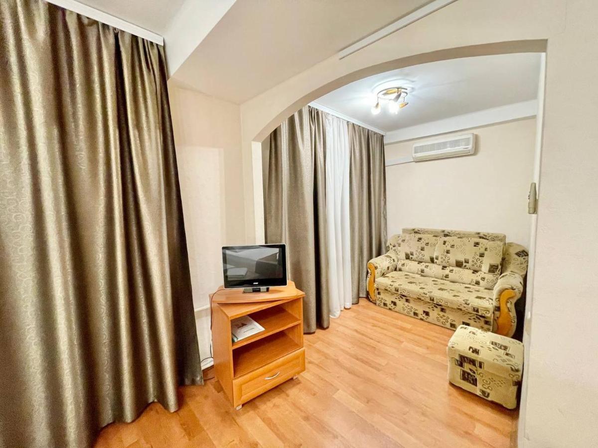 Hotel 7F Kiev Eksteriør bilde