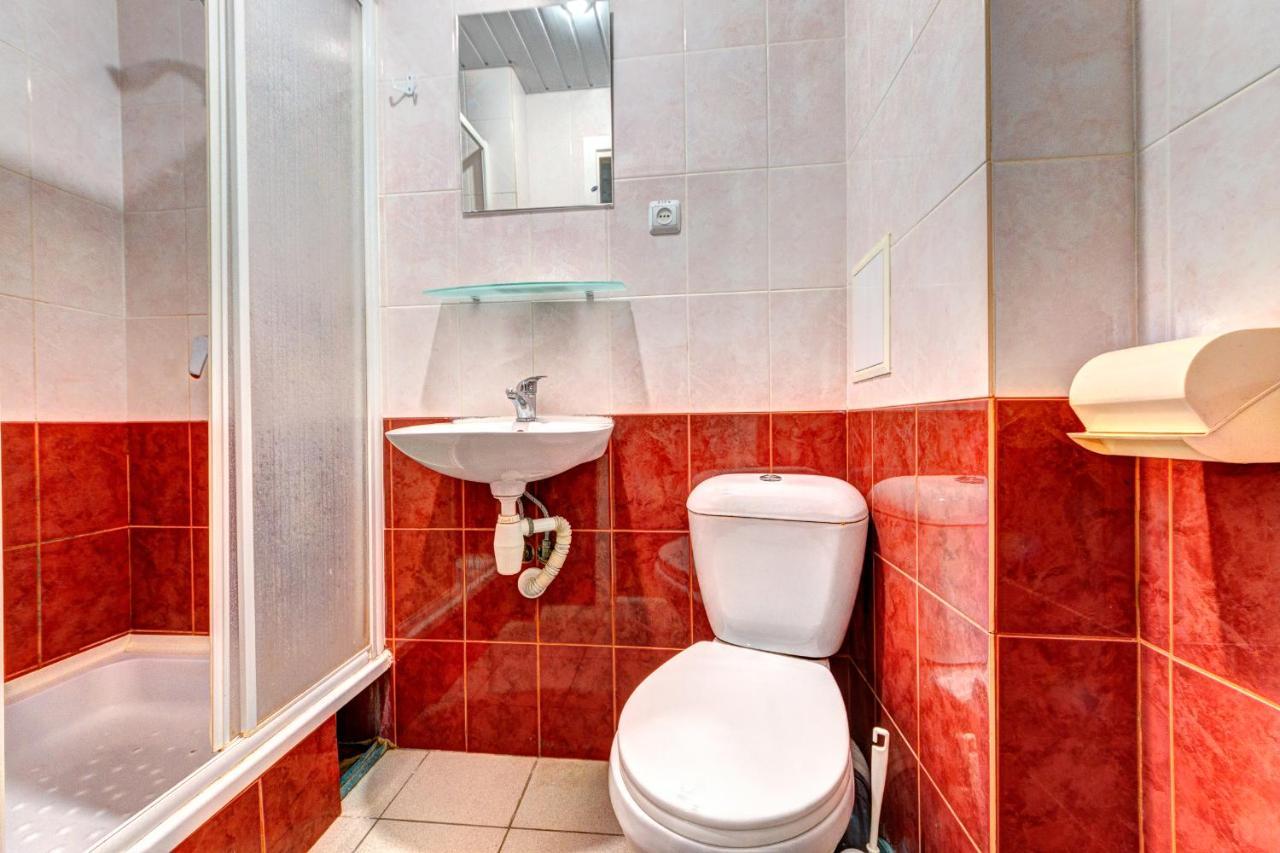 Hotel 7F Kiev Eksteriør bilde