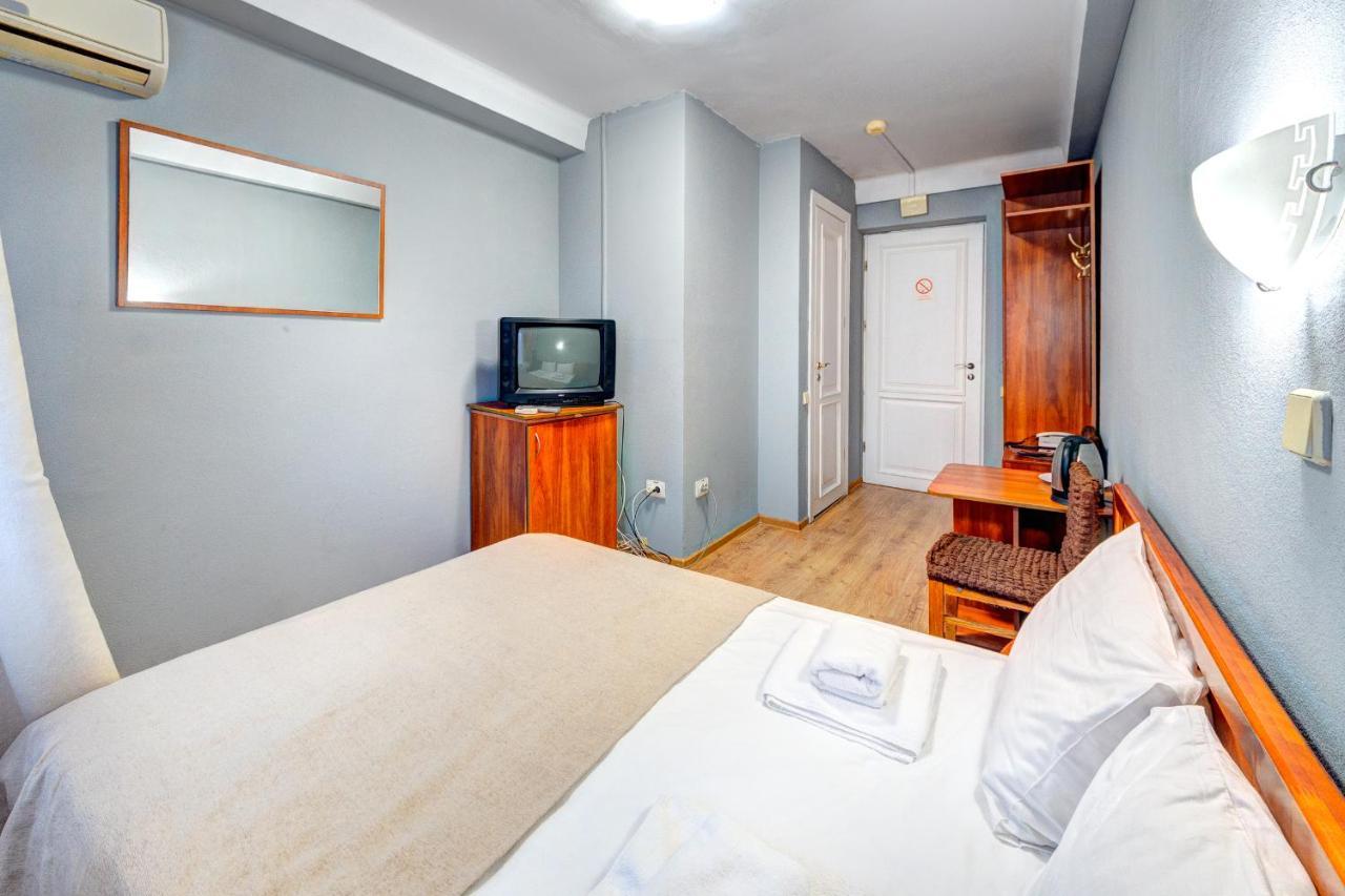 Hotel 7F Kiev Eksteriør bilde